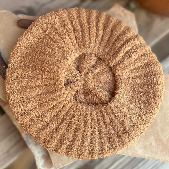 Boucle Rib Knit Camel Cozy Tan Knit Beret NWT - Picture 5 of 8